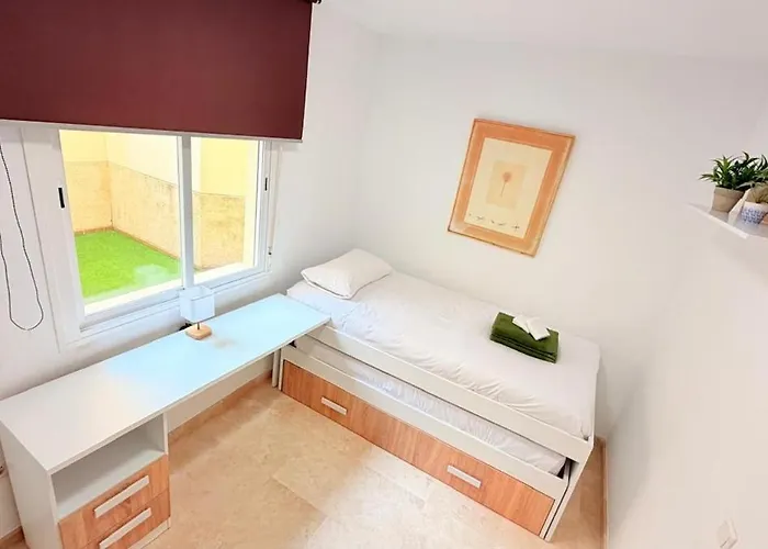 M Mendez Cozy 3br 2bath * Estepona