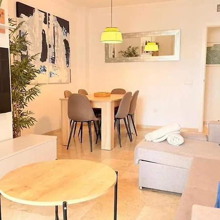 Apartamento M Méndez Cozy 3br 2bath *