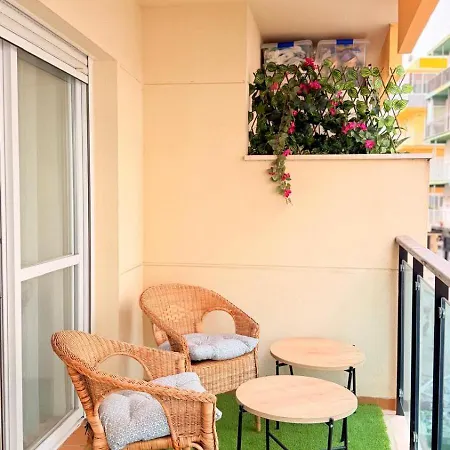 M Mendez Cozy 3br 2bath *